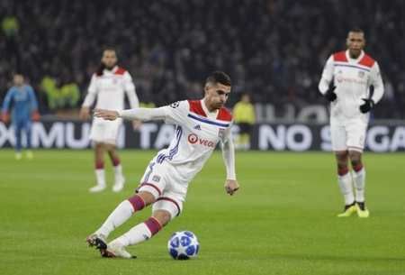 用控球與反 用控球與反